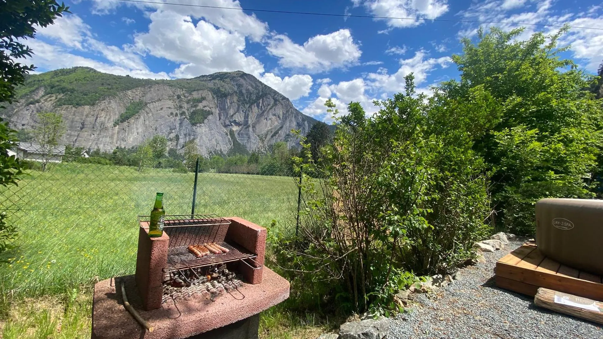 Petit Chalet A Bourg D Oisans Le Bourg-d'Oisans